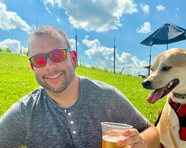 Why We Love Dog-Friendly Vineyards/Breweries